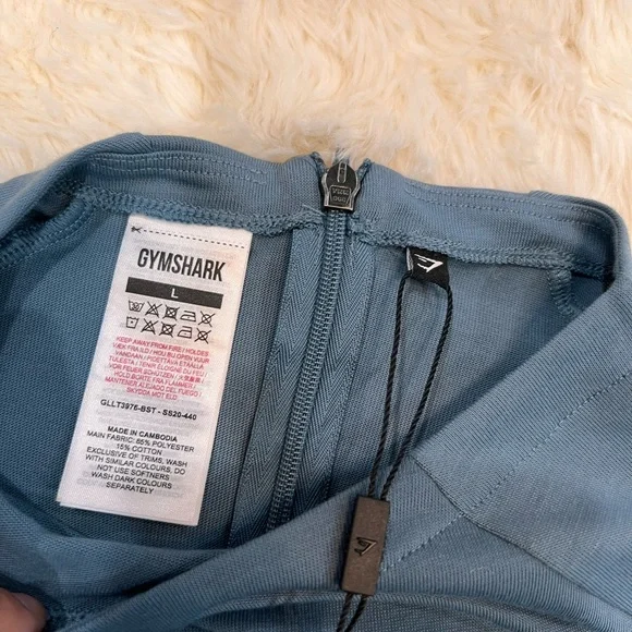 Gymshark Long Sleeve never worn - Picture 3 of 4